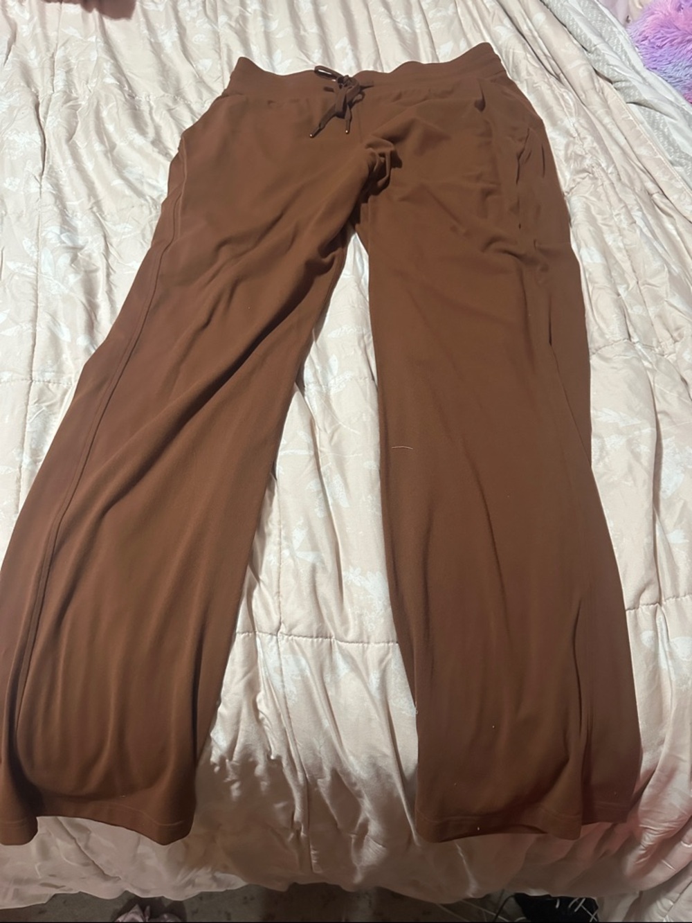 Lululemon straight leg pants